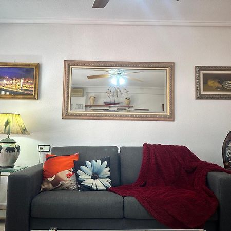Homely Apartments Habaneras Torrevieja Eksteriør billede